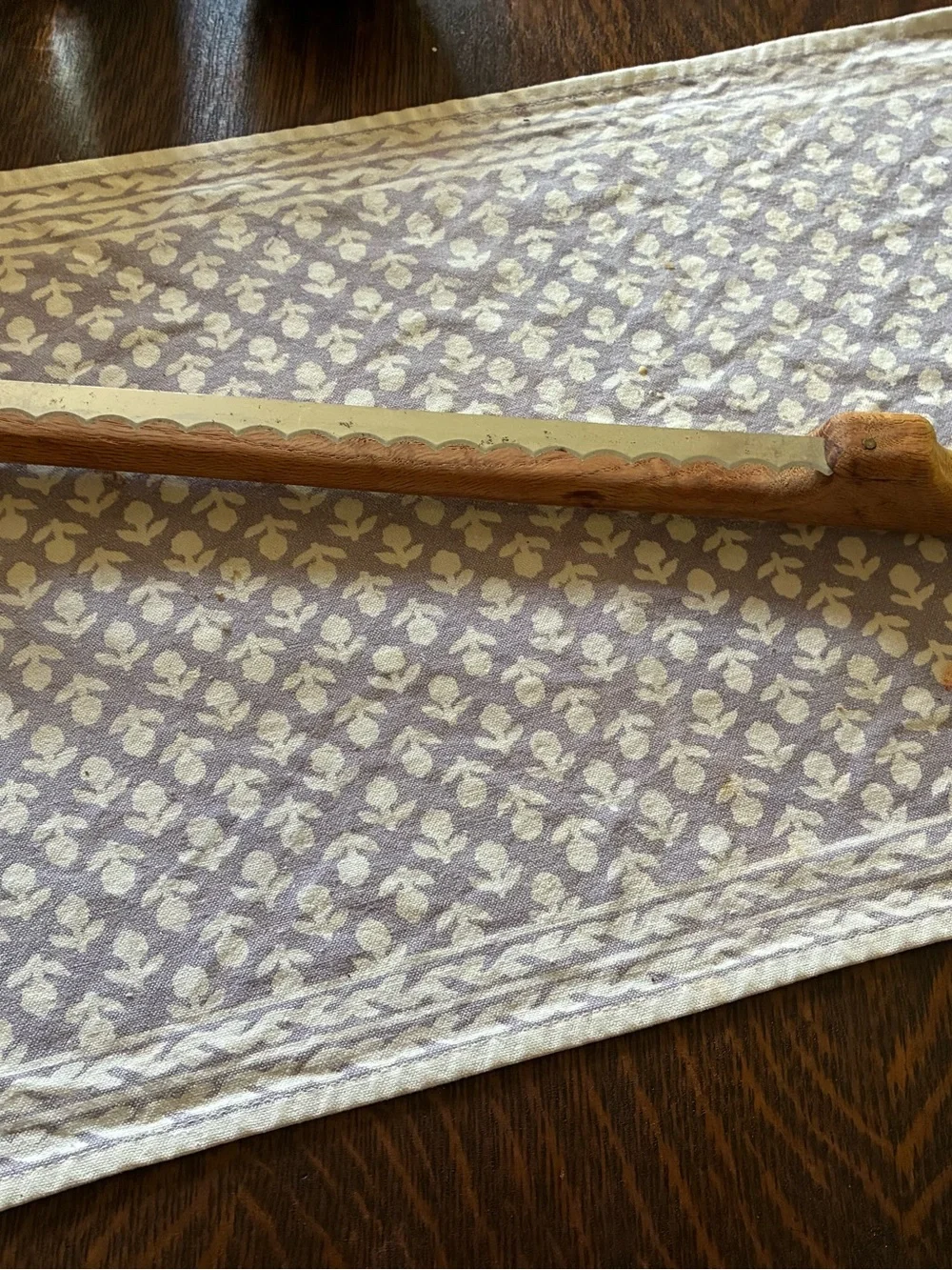 Mountain Woods Fiddle Bow Bread Knife